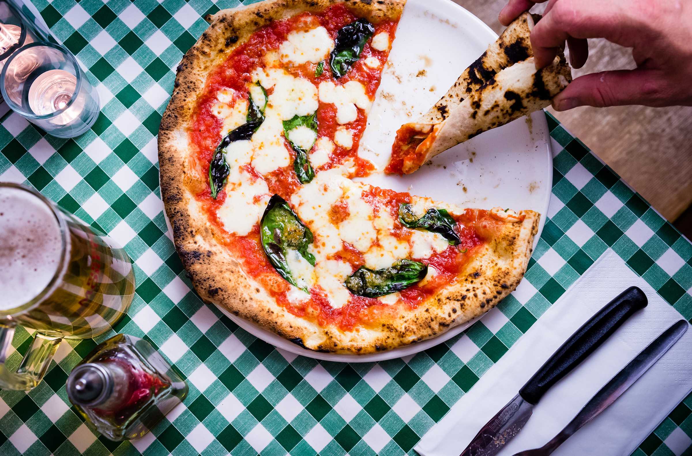 Margherita pizza